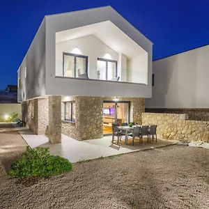 Maria Insel Krk Villa