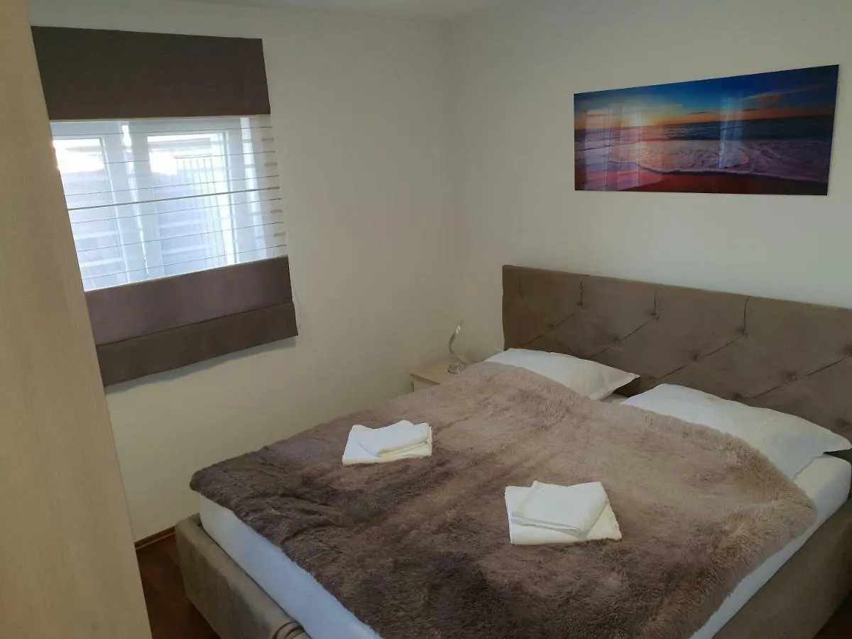 Apartment Mit Pool & Garten In Soline, Insel Krk 索利纳