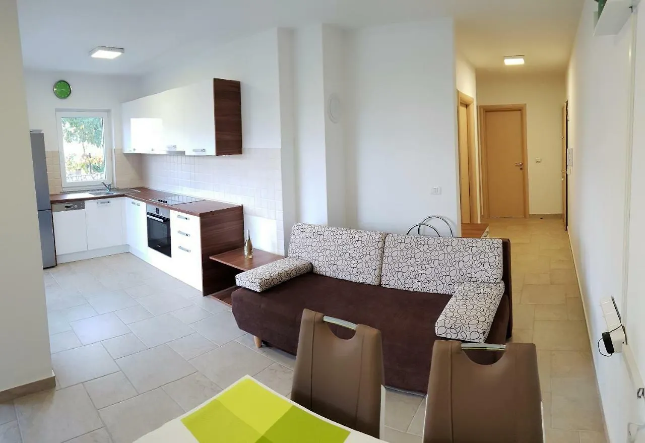 Apartment Mit Pool & Garten In Soline, Insel Krk Soline  Croatia