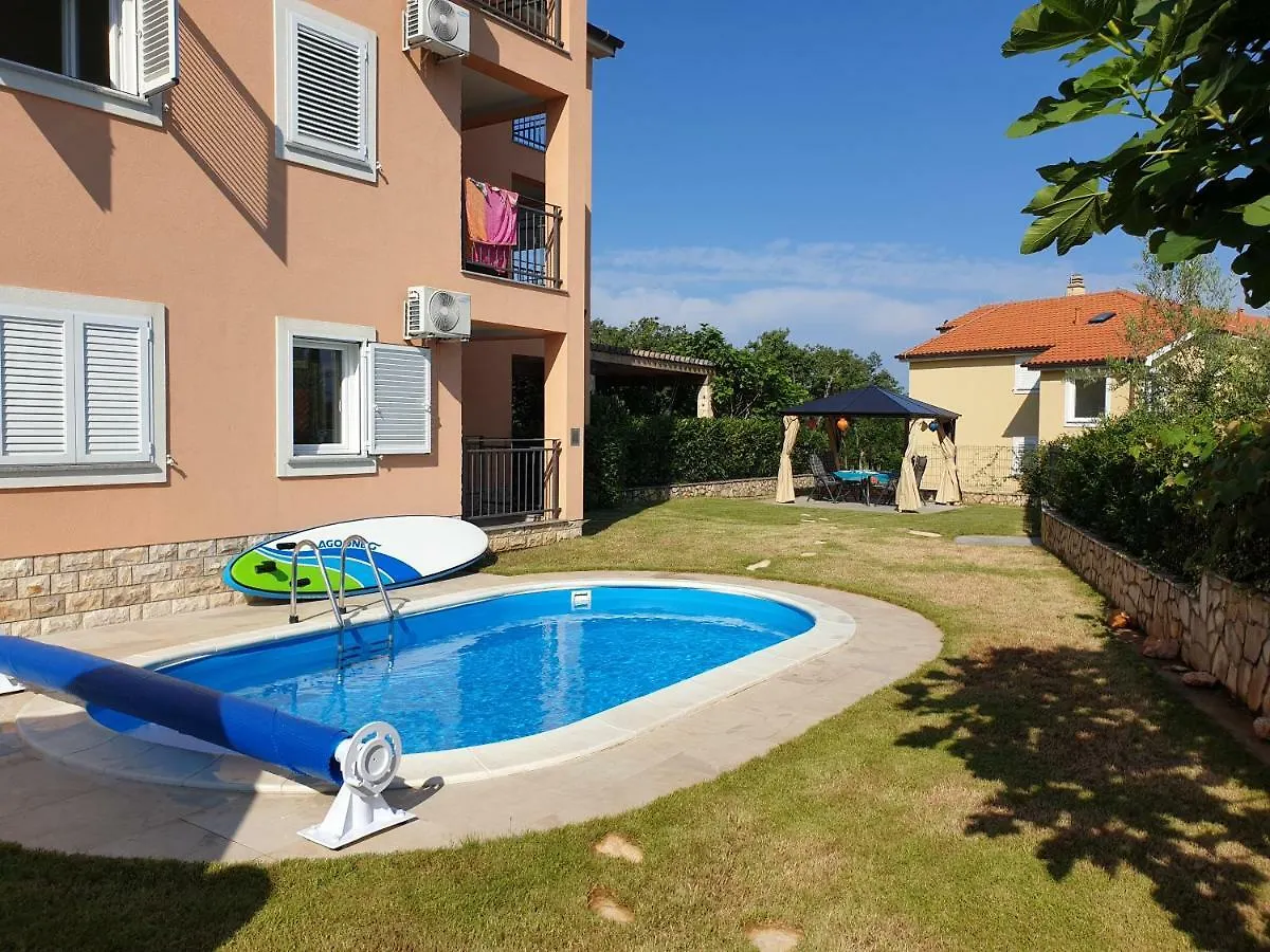 Apartment Mit Pool & Garten In Soline, Insel Krk 索利纳