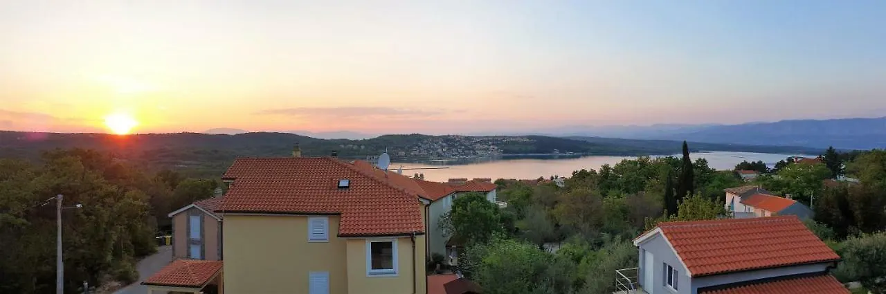 Apartment Mit Pool & Garten In Soline, Insel Krk 索利纳